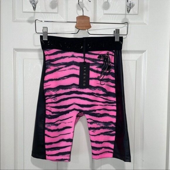 DUNDAS Women's Pink Printed Biker Shorts W/ Side Logo Size Medium - Picture 1 of 11